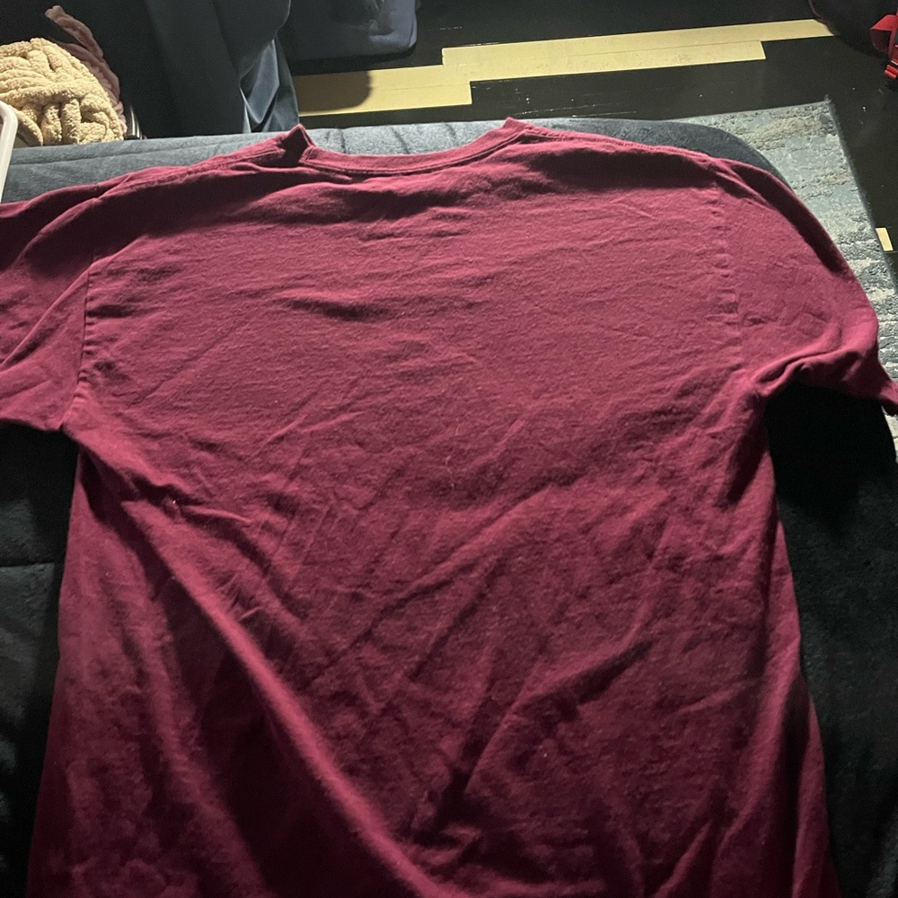 t-shirt - Picture 2 of 2